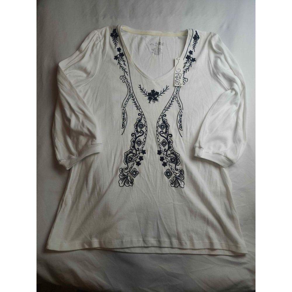 RXB Womens XXL White Cotton V-Neck Top Navy Blue Floral Embroidery 3/4 Sleeve
